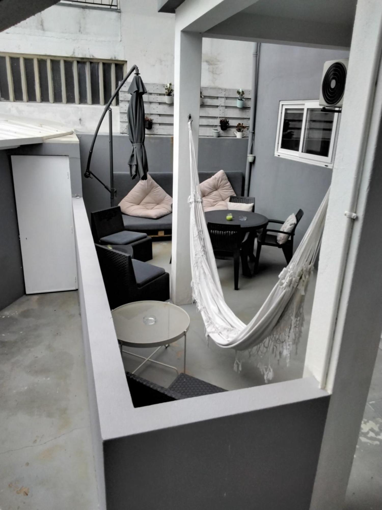 Buddies Charm Apt - Self Catering أفيرو المظهر الخارجي الصورة