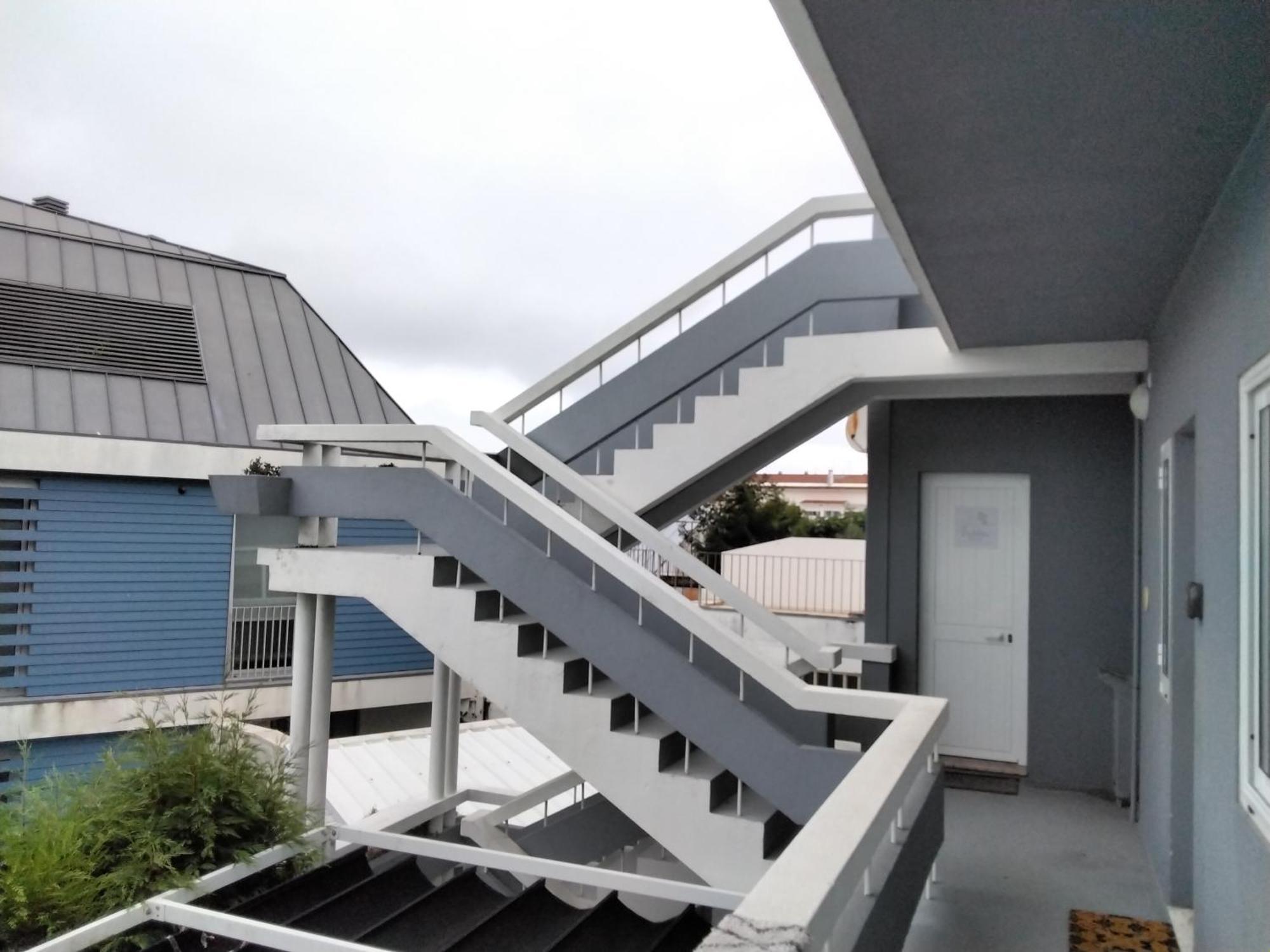 Buddies Charm Apt - Self Catering أفيرو المظهر الخارجي الصورة